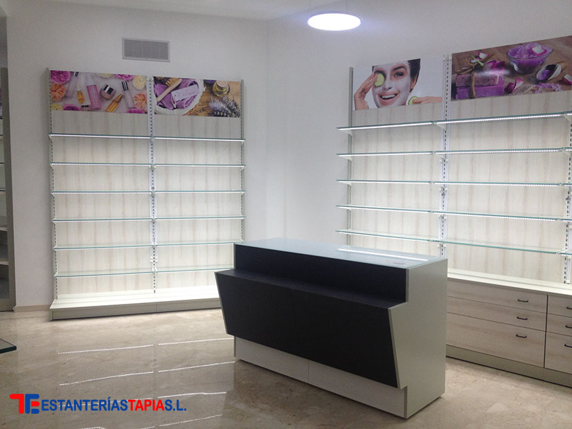 Rótulos luminosos Granada. Carteles de rótulos luminosos. Rótulos Espejo